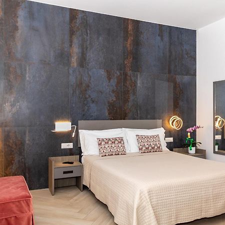 Patriziella 4 Rooms Sorrento Dış mekan fotoğraf