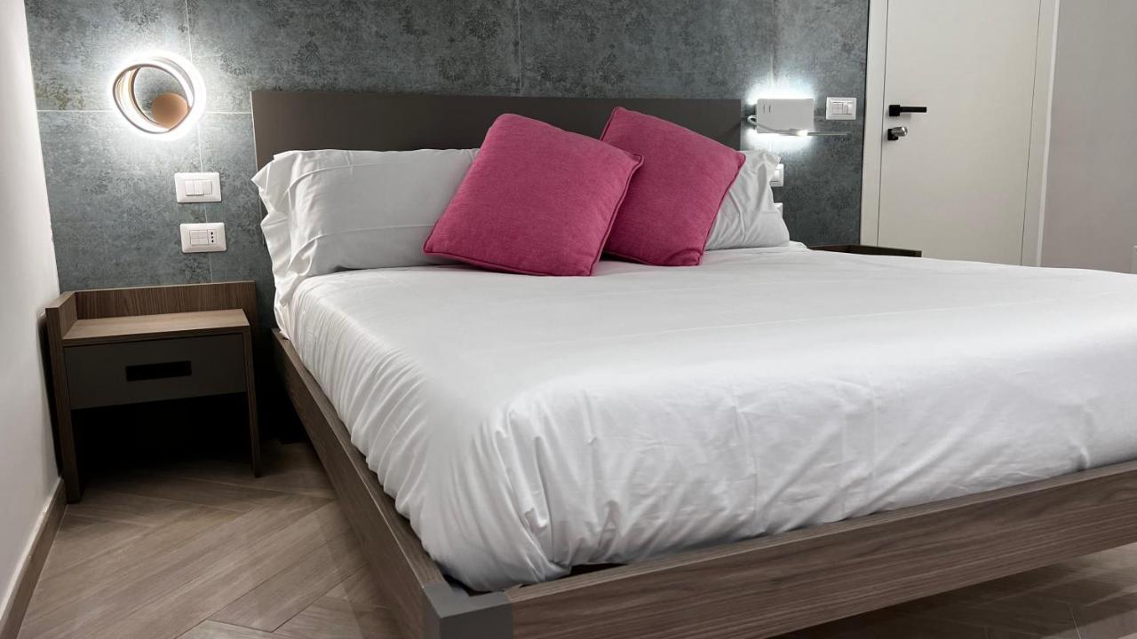 Patriziella 4 Rooms Sorrento Dış mekan fotoğraf