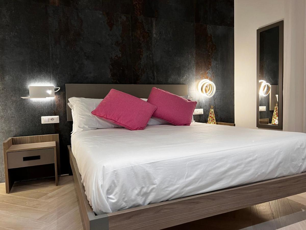 Patriziella 4 Rooms Sorrento Dış mekan fotoğraf