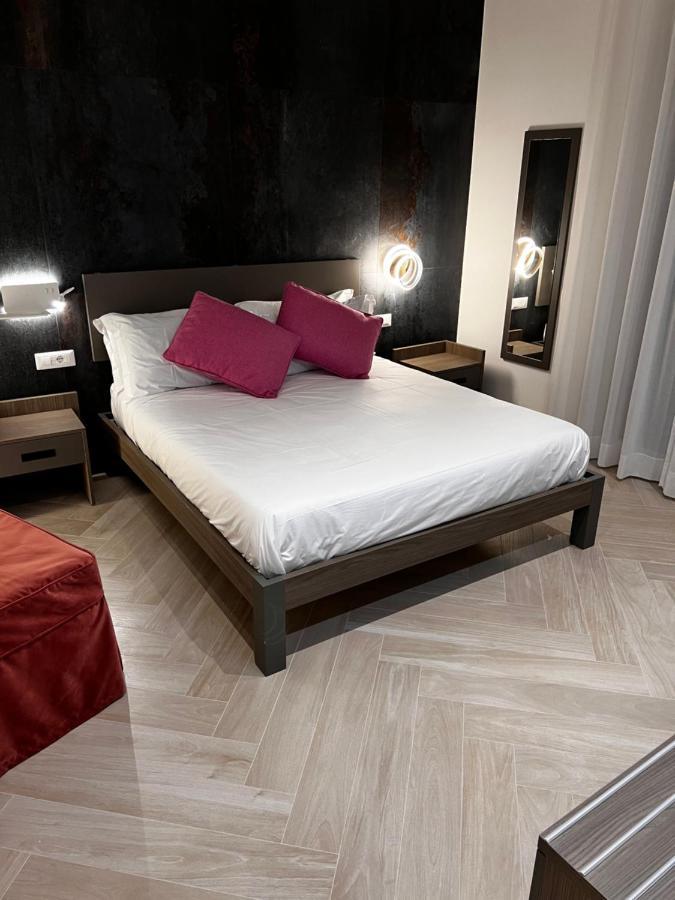 Patriziella 4 Rooms Sorrento Dış mekan fotoğraf