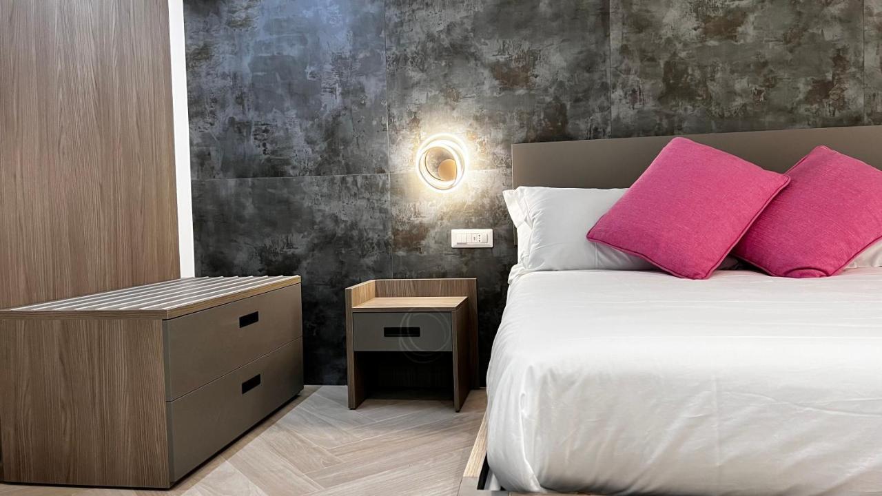 Patriziella 4 Rooms Sorrento Dış mekan fotoğraf