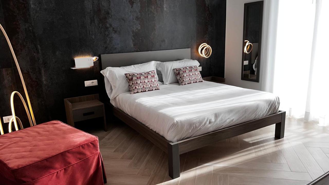 Patriziella 4 Rooms Sorrento Dış mekan fotoğraf