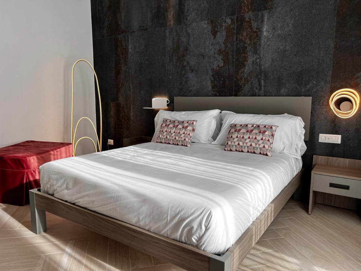 Patriziella 4 Rooms Sorrento Dış mekan fotoğraf