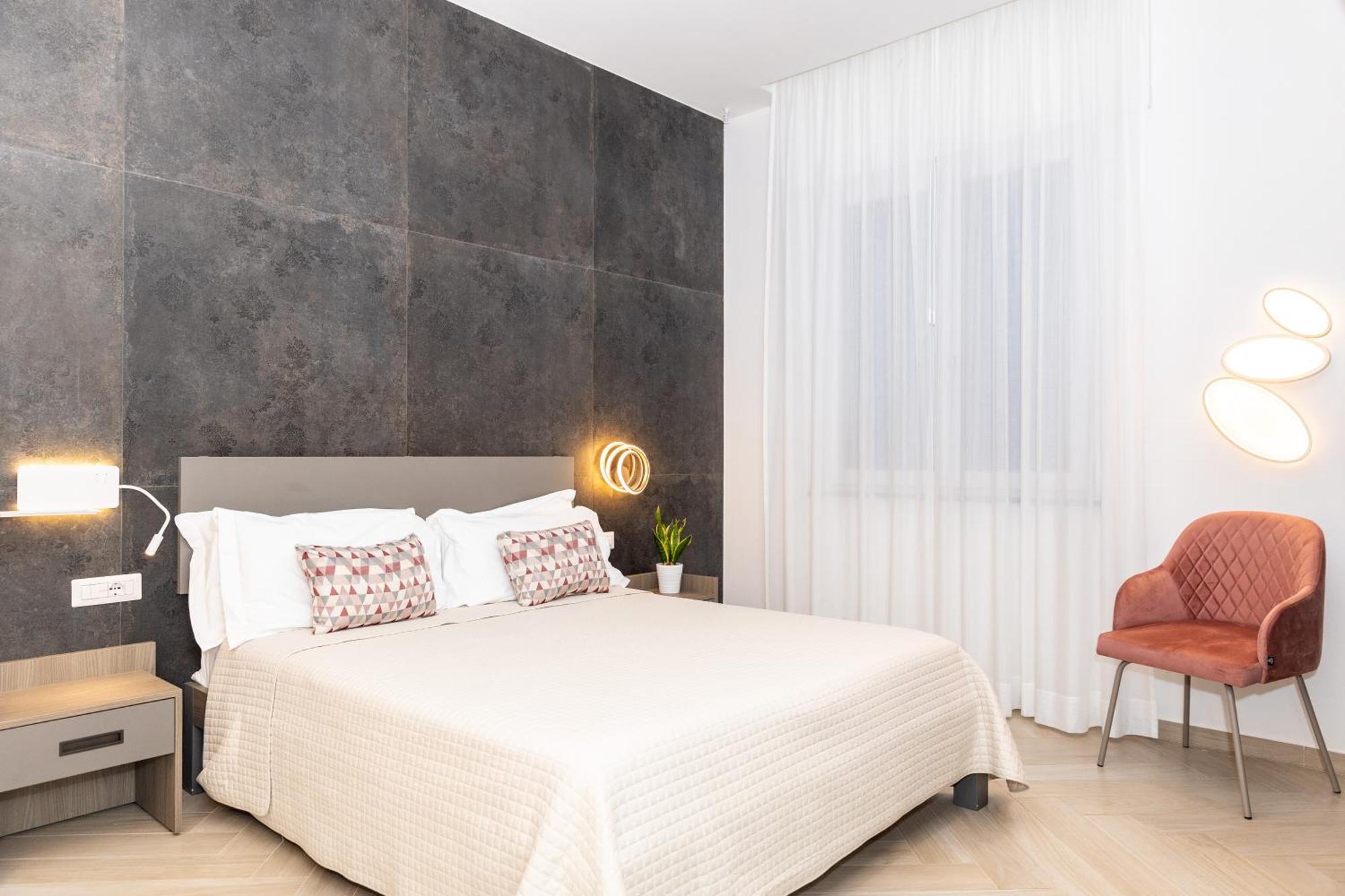 Patriziella 4 Rooms Sorrento Dış mekan fotoğraf