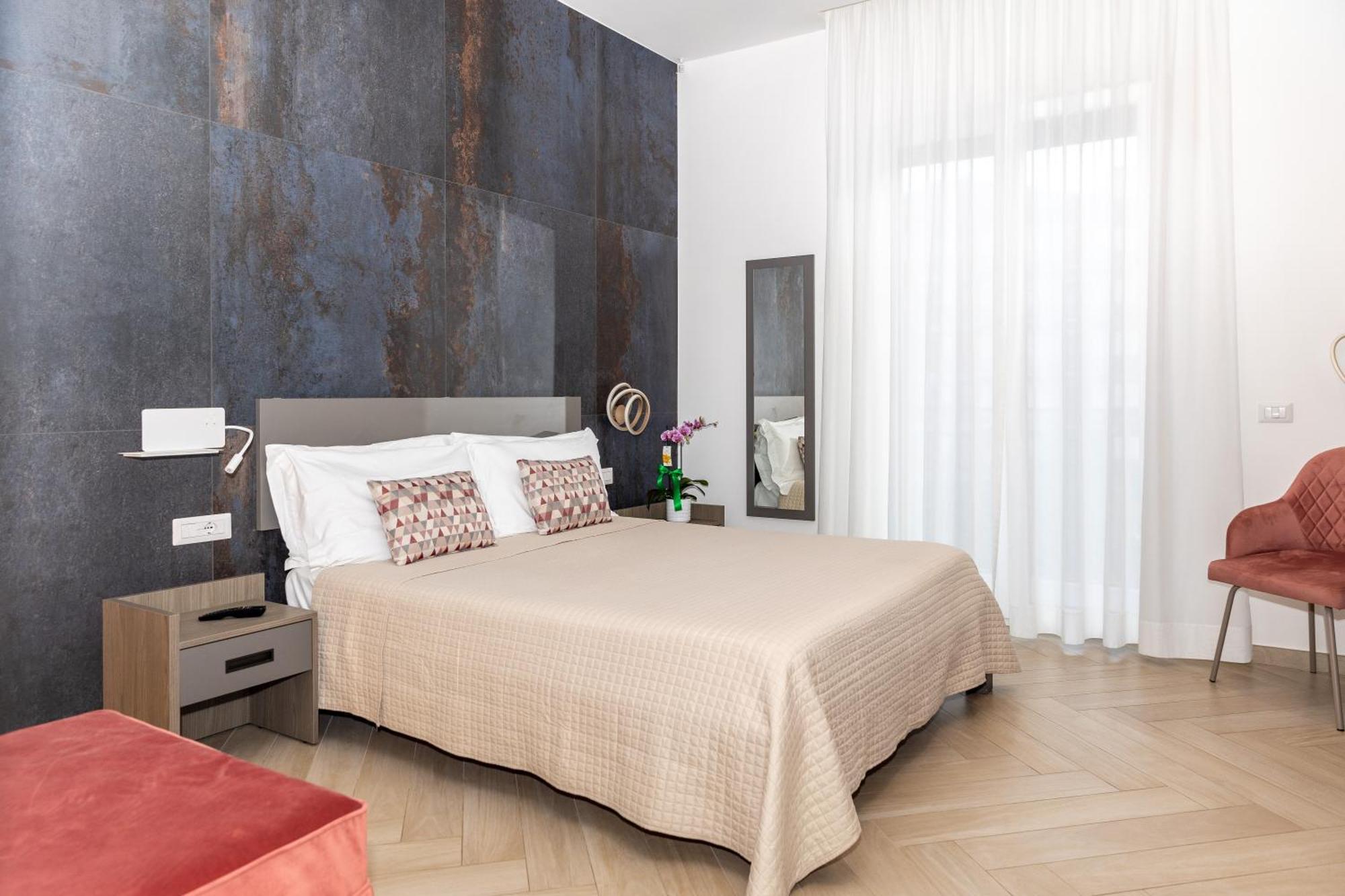 Patriziella 4 Rooms Sorrento Dış mekan fotoğraf